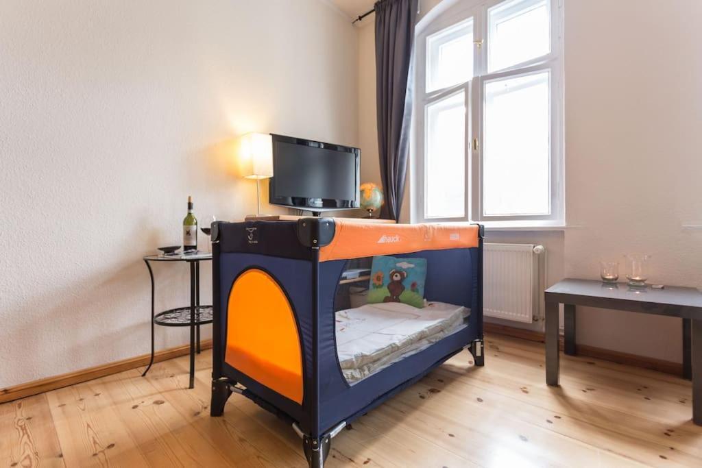 Zentrale Altbauwohnung Im Helmholtzkiez Berlin Ngoại thất bức ảnh