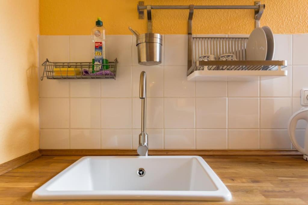 Zentrale Altbauwohnung Im Helmholtzkiez Berlin Ngoại thất bức ảnh